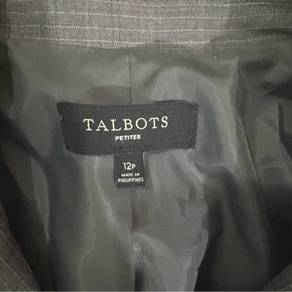 Talbots Wool Charcoal Gray Pinstripe Two Button Blazer Women 12P Classic - Picture 5 of 13